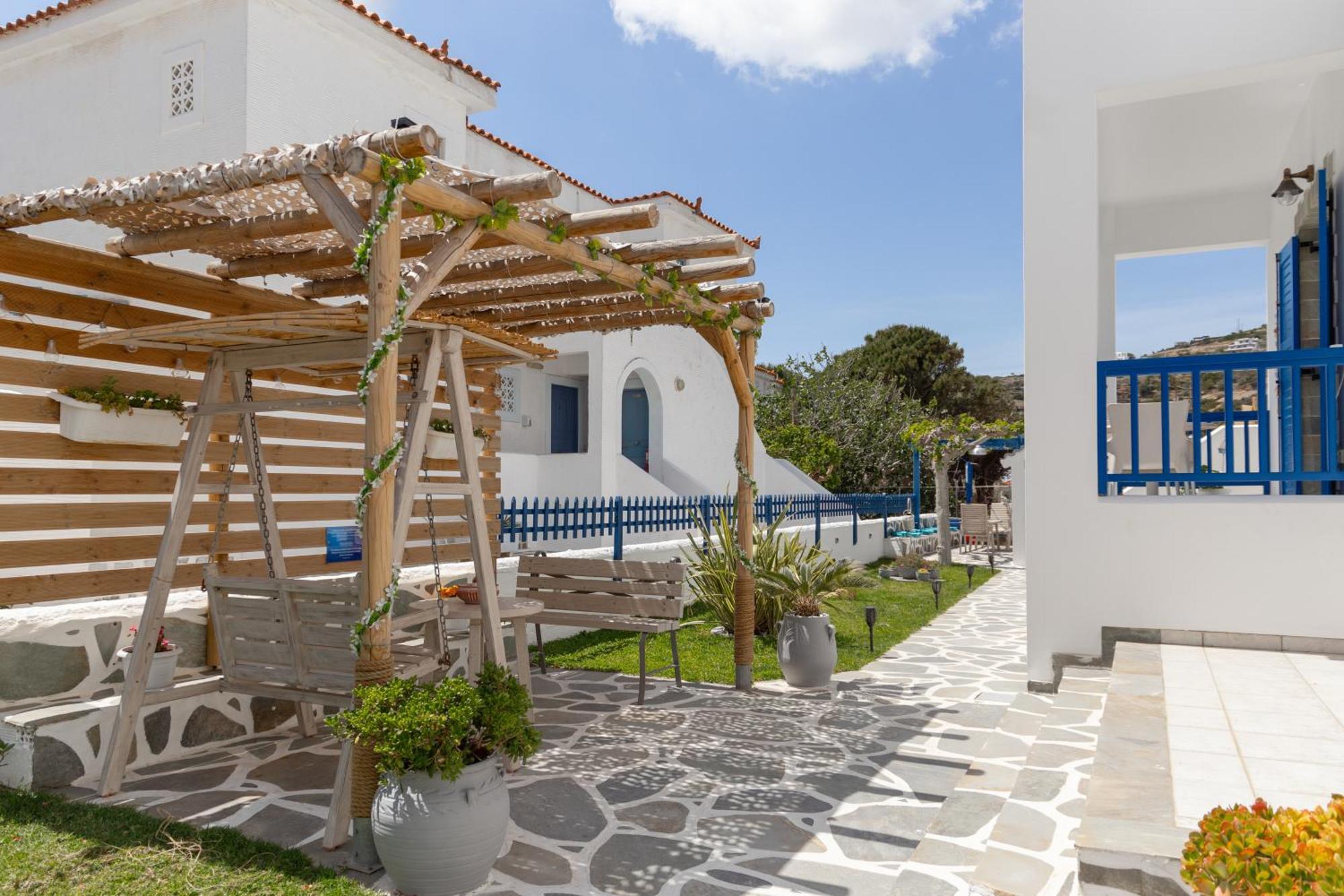 Nissea Studios - Πρώην Dora 2 Studios - Batsíon Dış mekan fotoğraf