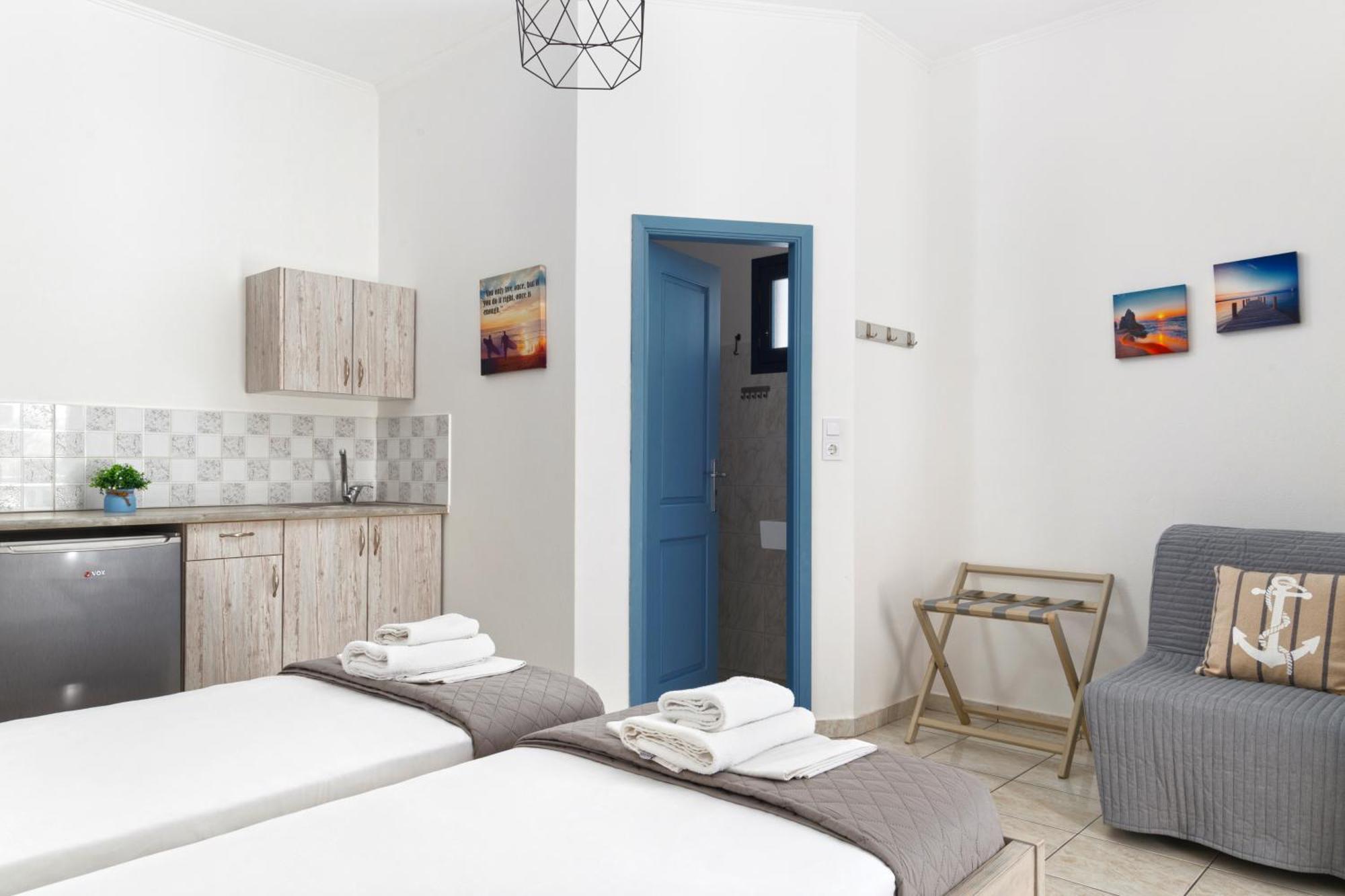 Nissea Studios - Πρώην Dora 2 Studios - Batsíon Dış mekan fotoğraf