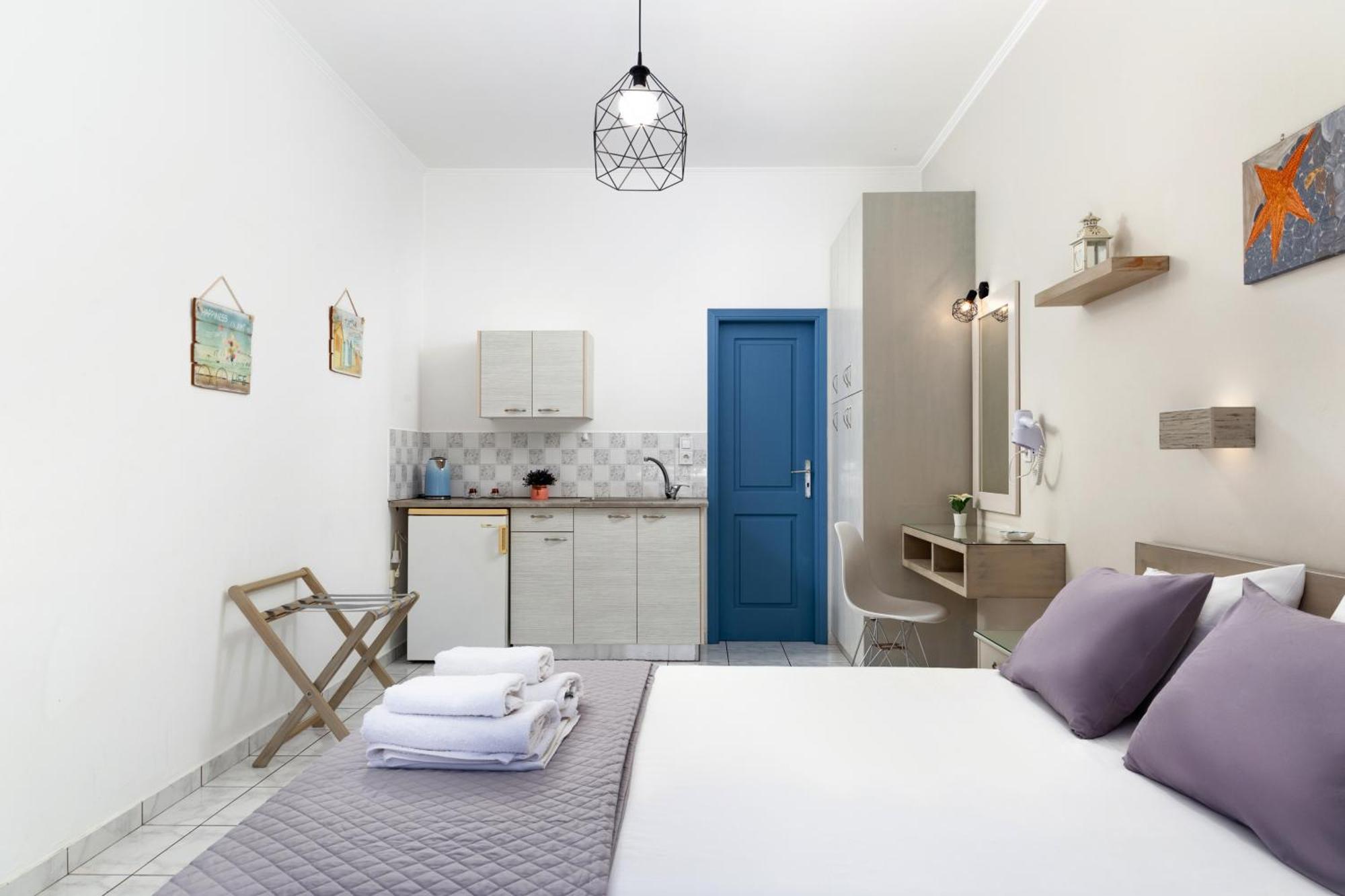 Nissea Studios - Πρώην Dora 2 Studios - Batsíon Dış mekan fotoğraf