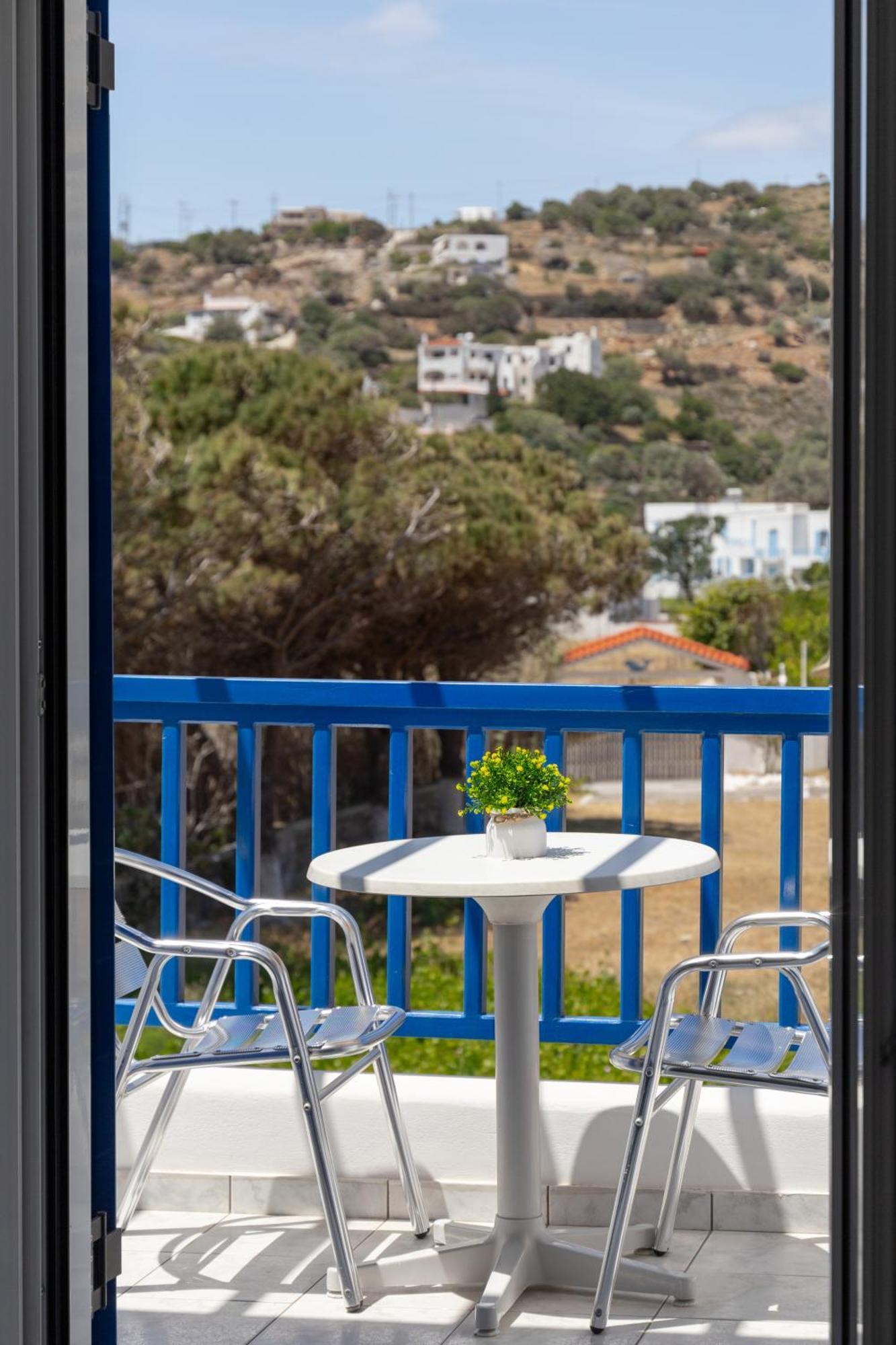 Nissea Studios - Πρώην Dora 2 Studios - Batsíon Dış mekan fotoğraf